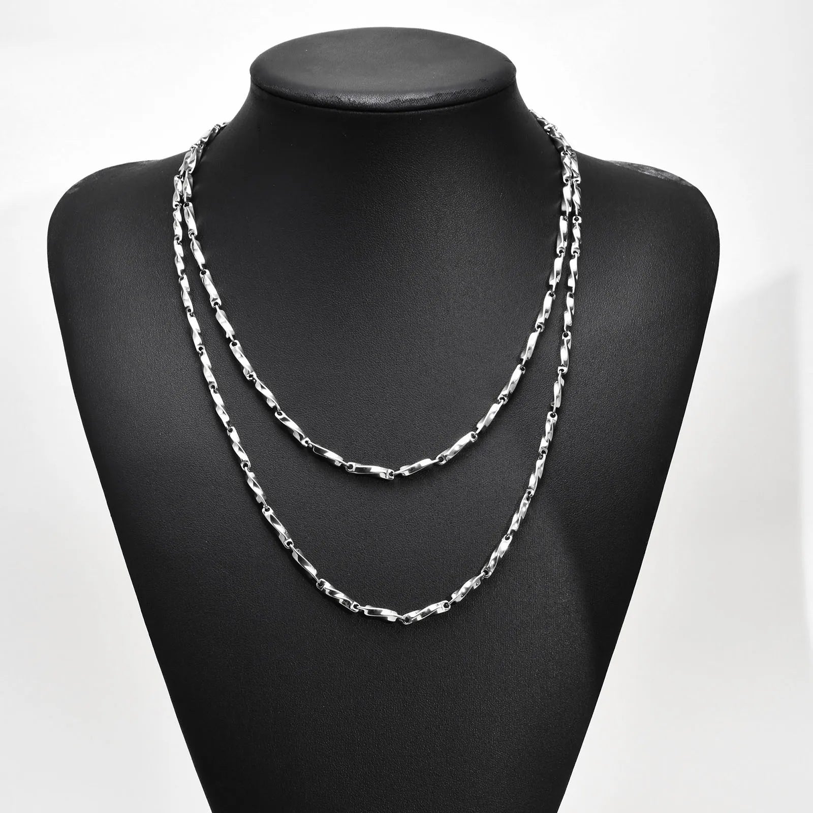 Mobius Twisted Bar Link Chain Necklace