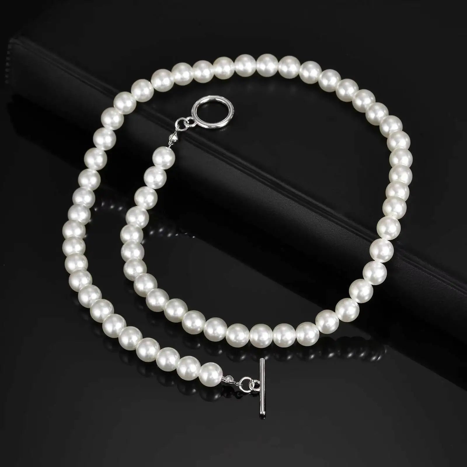 Pearl Beaded OT Clasp Collar Necklace