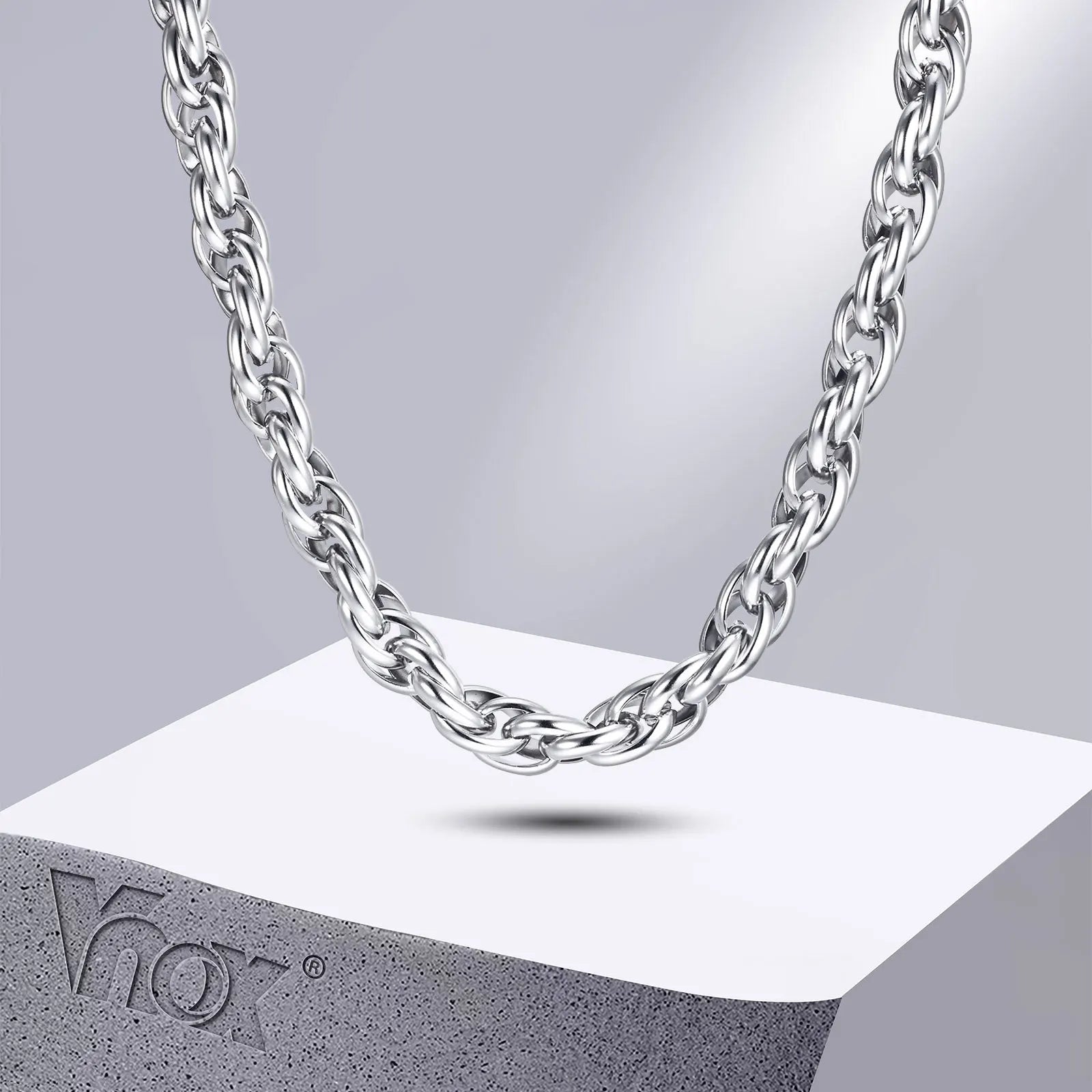 Bold Twisted Link Chain Necklace