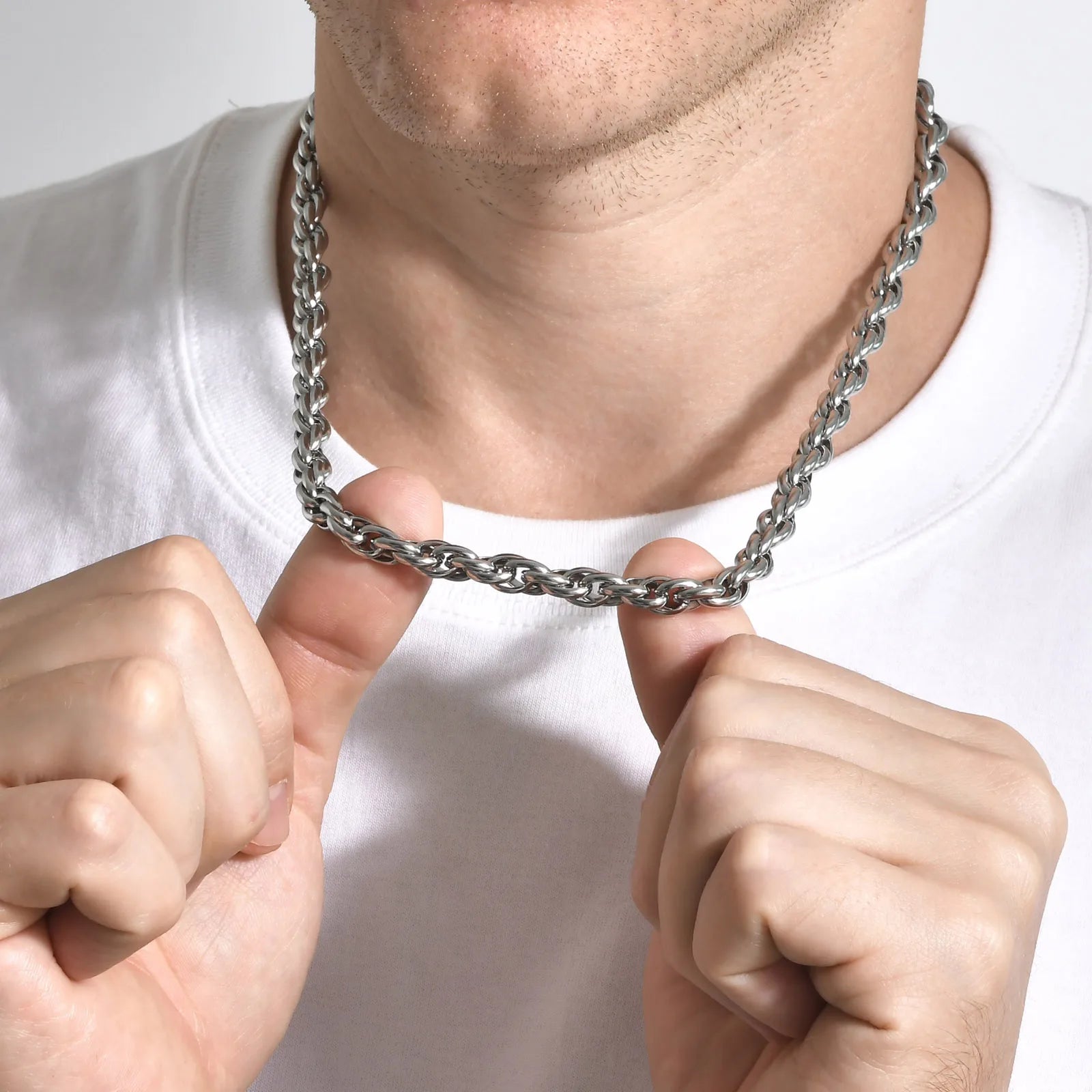 Bold Twisted Link Chain Necklace