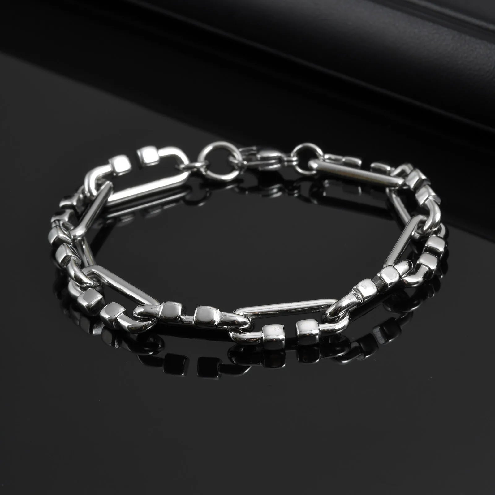 U-Link Handmade Chain Bracelet