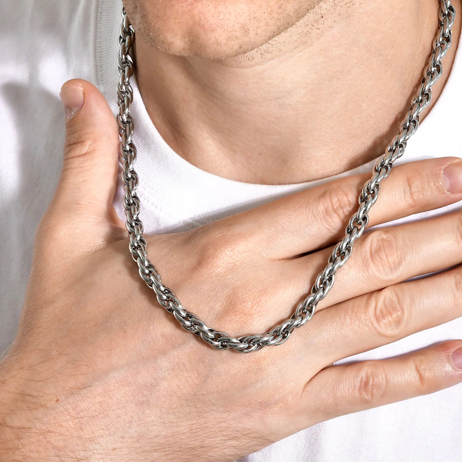 Bold Twisted Link Chain Necklace