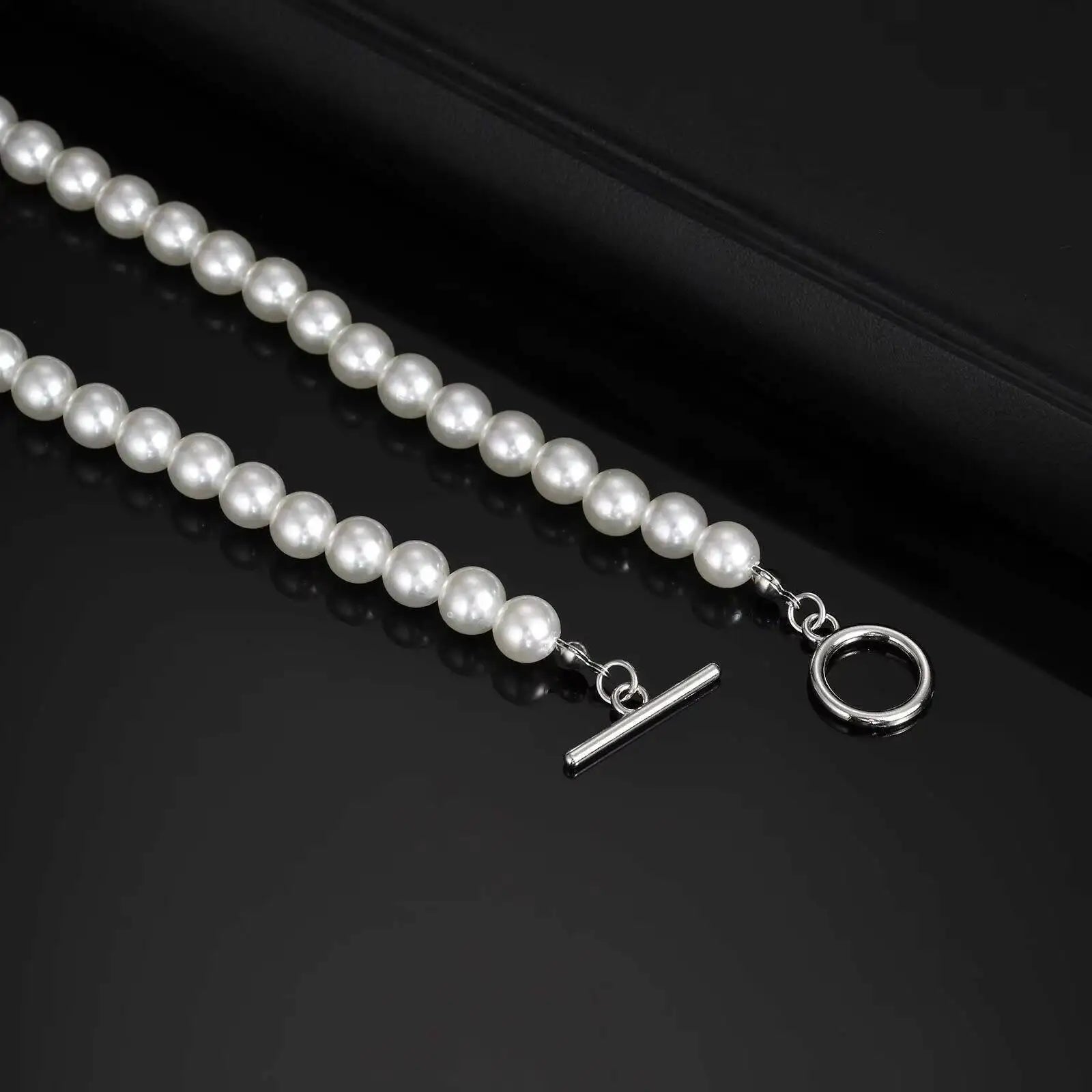Pearl Beaded OT Clasp Collar Necklace