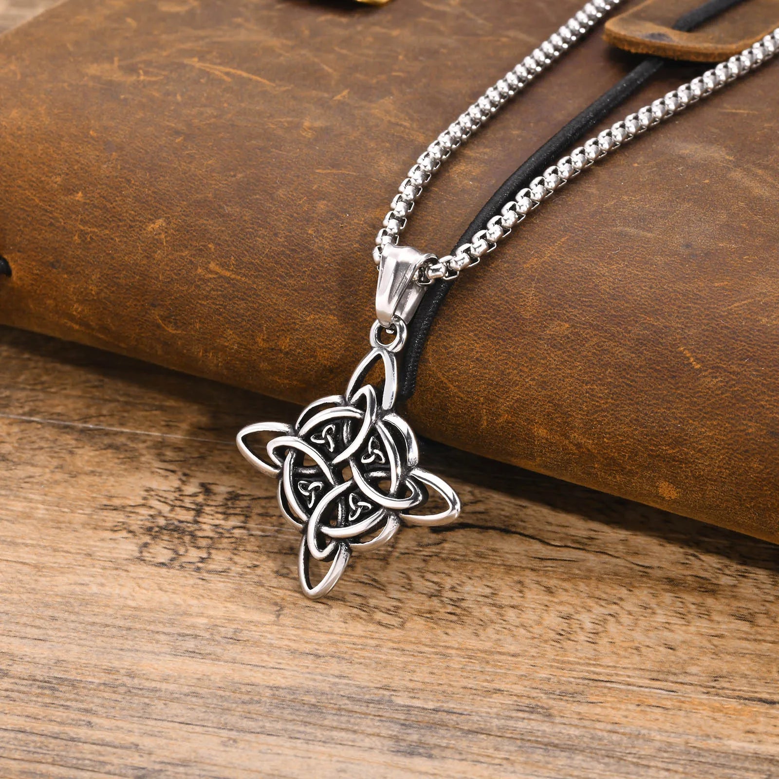 Celtic Triquetra Knot Pendant Necklace